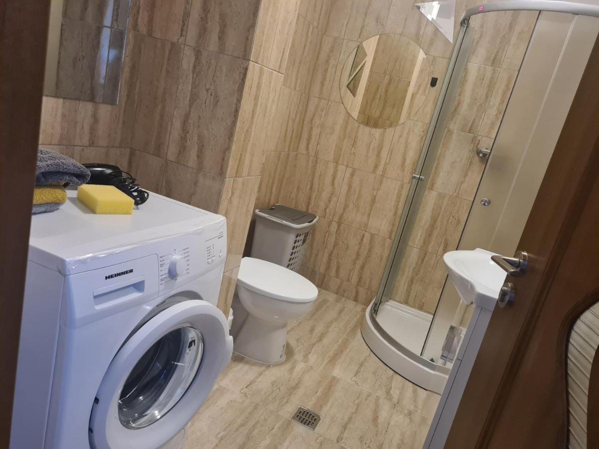 Mall Luxury Apartments 巴克乌 外观 照片