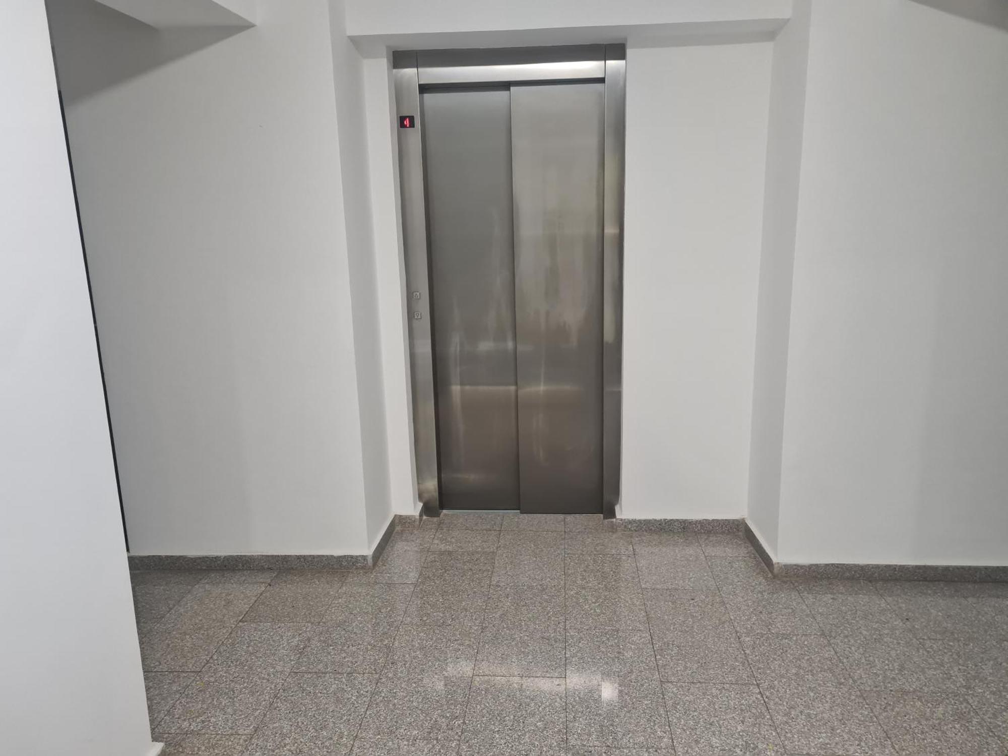 Mall Luxury Apartments 巴克乌 外观 照片